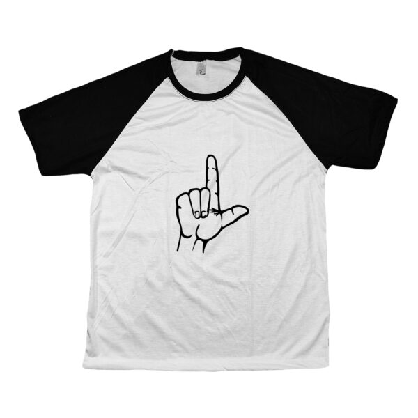 Camiseta do Lula com a mão em L – estampa simbólica em poliéster.