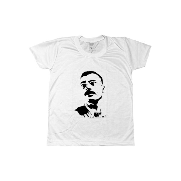 Camiseta Carlos Marighella – estampa revolução e resistência em stencil preto.