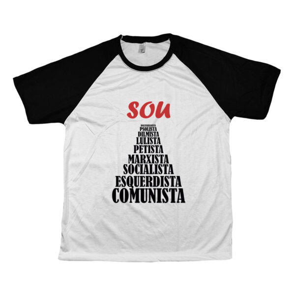 Camiseta Sou Comunista com estampa de luta em pirâmide política.