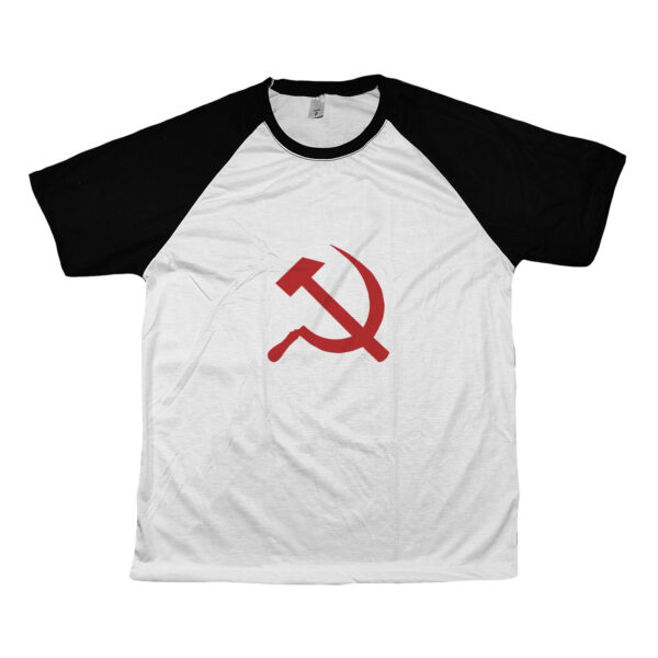 Camiseta símbolo do comunismo com estampa foice e martelo.