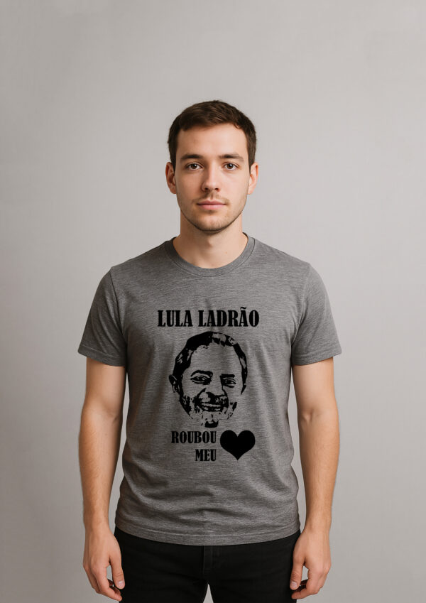 Camiseta Presidente Lula Ladrão Roubou Meu Coração