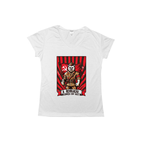 Camiseta A Revolução Começa com Você – estampa comunista estilizada.