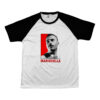Camiseta Marighella com estampa em destaque e fundo vermelho representando resistência e luta.