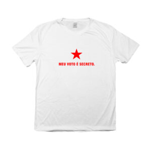 Camiseta Meu Voto é Secreto com estampa política minimalista.