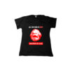 Camiseta Consciência de Classe – estampa com retrato de Karl Marx e frase crítica “All You Need is Consciência de Classe”.