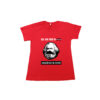 Camiseta Consciência de Classe – estampa com retrato de Karl Marx e frase crítica “All You Need is Consciência de Classe”.