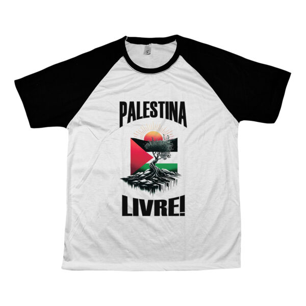 camiseta Palestina Livre com estampa da bandeira palestina e árvore sob o sol nascente.