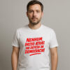 Camiseta Nenhum Passo Atrás na Defesa da Democracia
