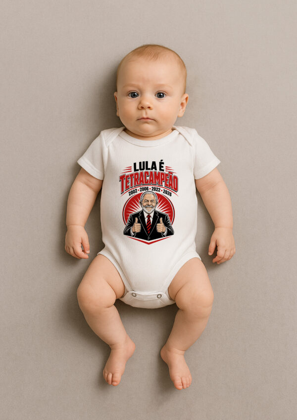 Body Infantil Presidente Lula Tetracampeão Esquerda