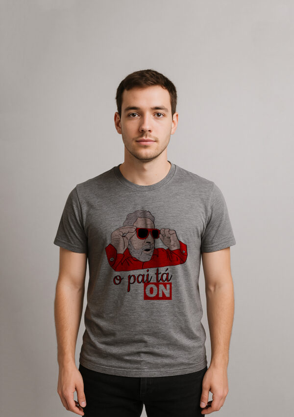 Camiseta Presidente Lula O Pai Tá On Esquerda